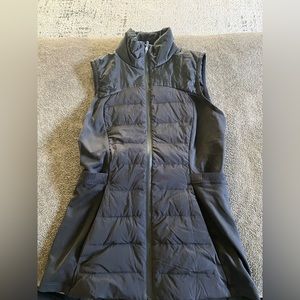 Lululemon Down for it All Vest, black